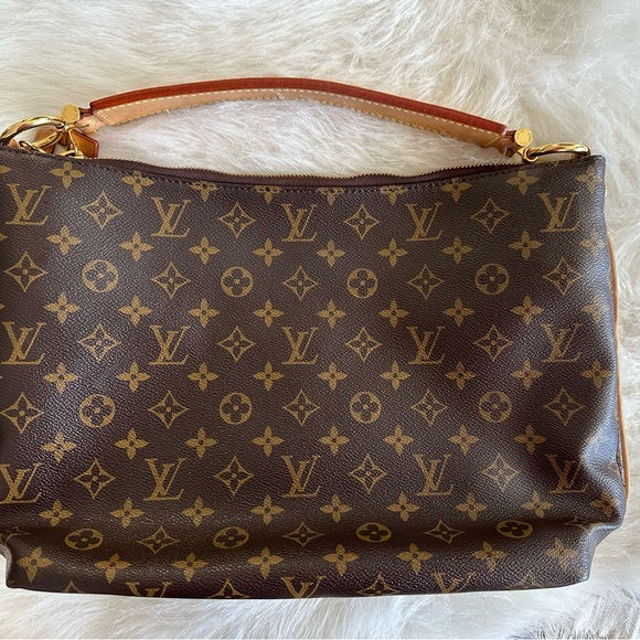 Loui Vuitton Sully PM Monogram - Picture 3 of 9